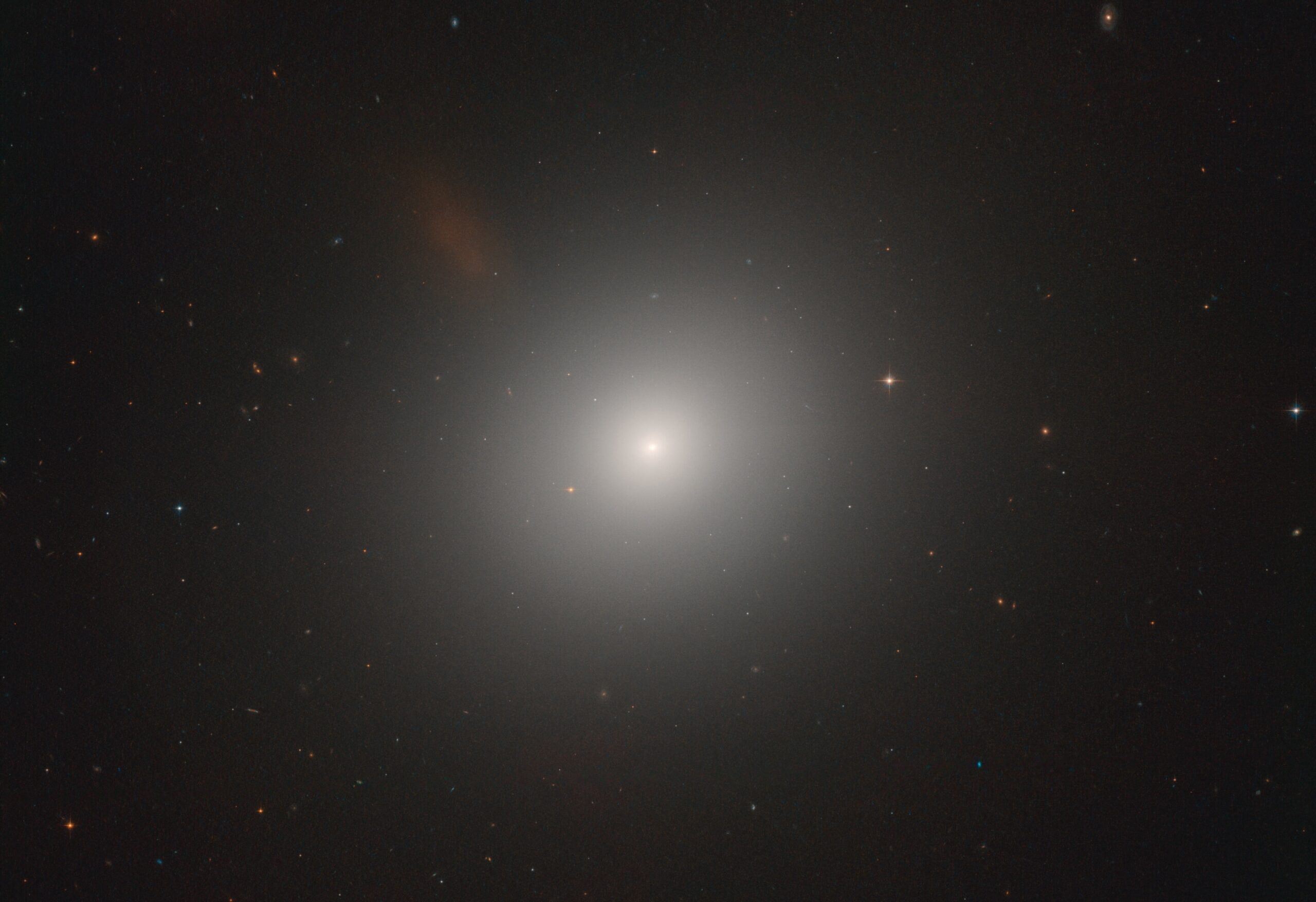 Messier 105