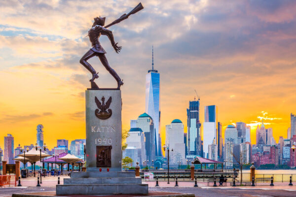 upamiętnienie ofiar Katynia